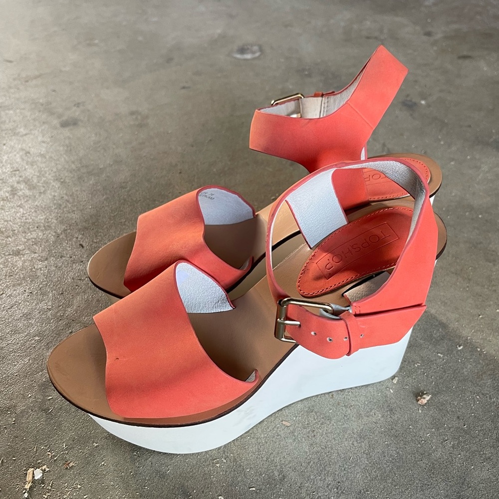Topshop women’s platform sandals- coral/white- NWOT